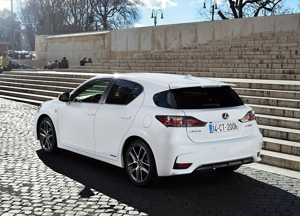 https://wcar.sets.lv/cars/Lexus/CT 200h hečbeks/e001e280ef86223e321a2b3055dbc6fe.jpg